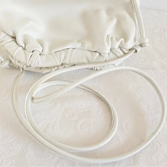 Mansur Gavriel white mini Cloud leather clutch bag - Picture 14 of 16